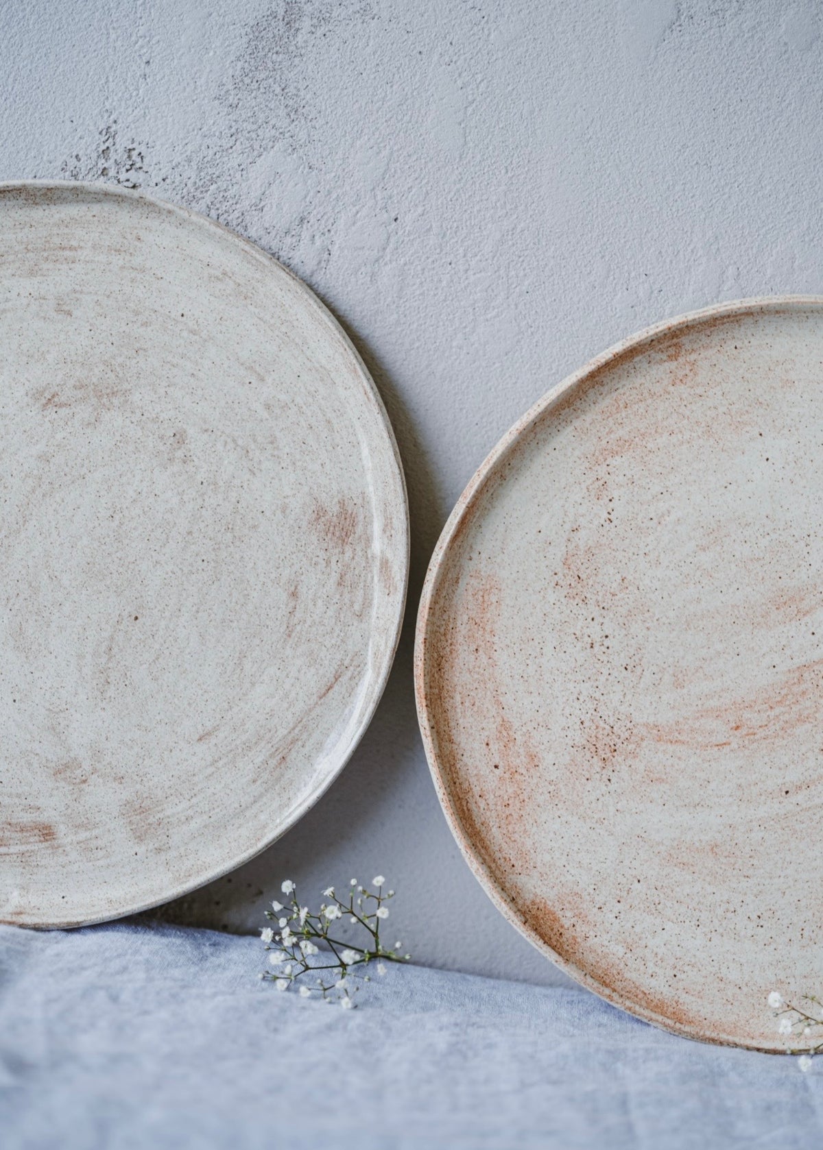 Akmens masės lėkštė ,,Smėlis “
