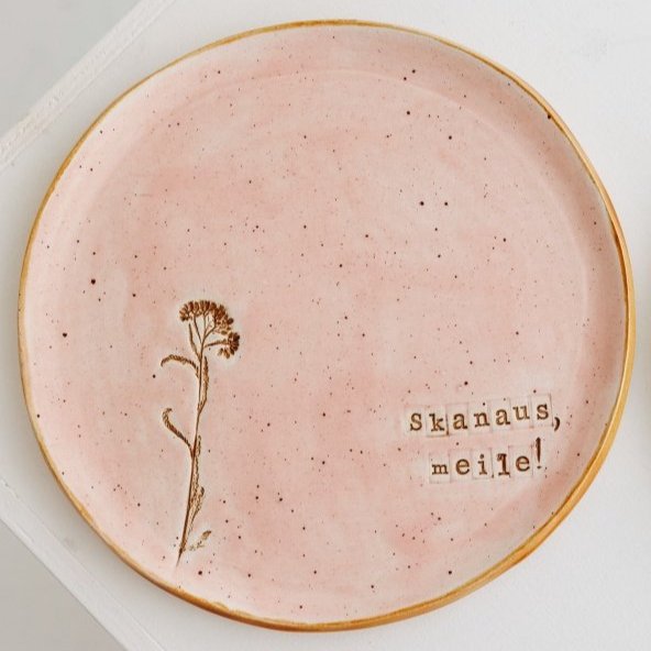 keramikine-dovana-lekste-ranku-darbo-skanaus-meile